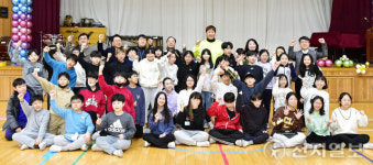 하윤수 부산교육감, 센텀초서 아침 체인지(體仁智) 동행 체험