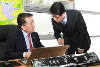 김영환 도지사 ‘충북발전 견인차’ 오송서 현장 집무