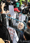 [포토] 경찰 '지하철 불법 시위' 박경석 전장연 대표 체포