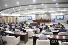 수원시의회, 제374회 임시회 폐회