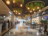 [현장] 매장 줄이고 볼거리·놀거리 늘렸다… 이마트 연수점 리뉴얼 한 달