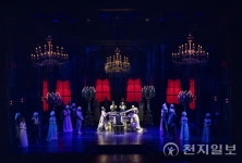 뮤지컬 베토벤… 찬사 속 두 번째 시즌 마침표