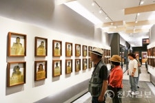 [지역명소] 지금은 트로트 전성시대 구수한 옛 트로트 듣고 하춘화도 만나자