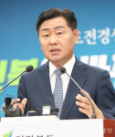 천비솔전북지사 | [민선8기 1주년-전북] 김관영 도지사 "전북 성공신화 기업유치로 시작… 더 많은 도전 시도할 것"