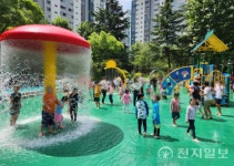 인천시, 공원 내 36개 물놀이장 개장… 안전요원 상시 배치