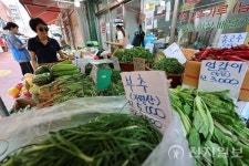 [포토] 폭염·폭우에 물가 점점 오르네