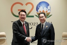 尹 한일중 정상회의 프로세스 진행하자 기시다 적극 호응