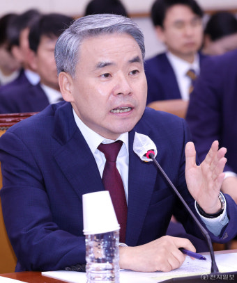 [포토] 이종섭 장관 답변