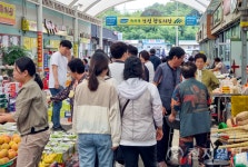 [포토] 추석 앞두고 붐비는 녹차골보성향토시장