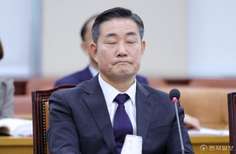 [포토] 생각에 잠긴 신원식 국방부장관 후보자