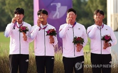 [아시안게임] 한국 남자골프, 단체전 금메달… 여자 단체전 은메달