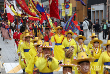 [포토 종합] 정조대왕 나가신다… 창덕궁부터 수원화성 거쳐 사도세자 묘까지