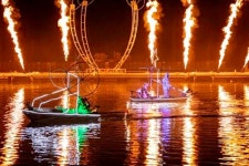 '라베니체 도심축제'… 수상불꽃 공연·버스킹 등 전면 탈바꿈