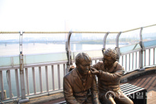 [자살예방기획①] 생명의 다리 갈망한 마포대교의 비극… 근본 원인은 사회불안