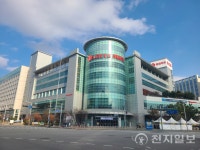 롯데마트 영종도점 부설주차장 무료 개방 확대…5일간 신청