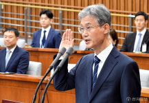 [포토] 선서하는 조희대 대법원장 후보자