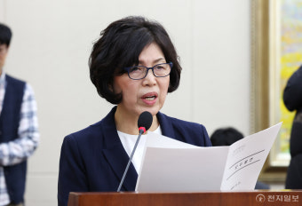 [포토] 인사말하는 강정애 장관 후보자
