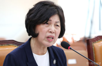 [포토] 강정애 장관 후보자, 질의 답변