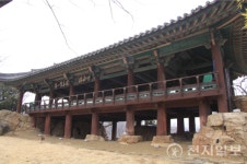 빼어난 경관 '삼척 죽서루·밀양 영남루' 국보됐다