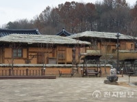 [지역명소] 충남 공주 무령왕릉과 한옥마을 둘레길