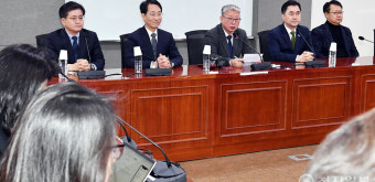 [포토] 미래대연합 조응천 공동 창당준비위원장 발언