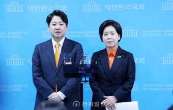 [포토] 질의 답변하는 이준석-양향자