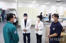 박희조 동구청장, 대전한국병원 찾아 의료진 격려·현장 점검