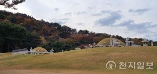 [왕릉, 처세와 경영을 말하다(35)] 힘든 세월 뒤로하고 사후 아름다운 신의 정원 의릉에 잠든 경종