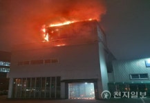 경기 화성 자동차 정비소 불… 인명피해 없어