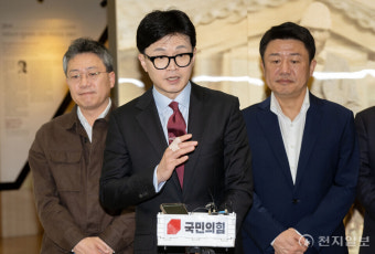 [포토] 답변하는 한동훈 비상대책위원장