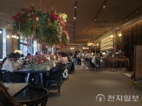 [현장] 계절마다 즐기는 초콜릿… 가나 초콜릿 하우스 가보니