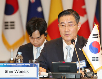 [포토] 발언하는 신원식 국방장관