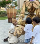 인천문화예술회관, 신나게 놀고(遊) 쉴(休) 수 있는 4색 무대