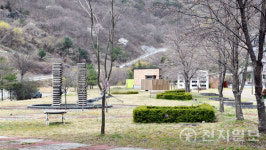장수, 방문객 이끌 맞춤형 전략 세워… 밋밋한 공간에 입체감 더해