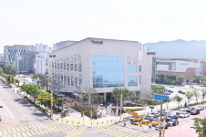 서수원 문화거점 빛누리아트홀 개관… 지역 예술의 길 만드는 거점 되길