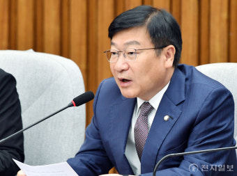 [포토] 발언하는 정점식 정책위의장