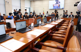 [포토] 국민의힘 행안위 전체회의 보이콧