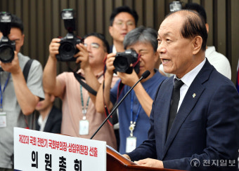 [포토] 발언하는 황우여 비상대책위원장