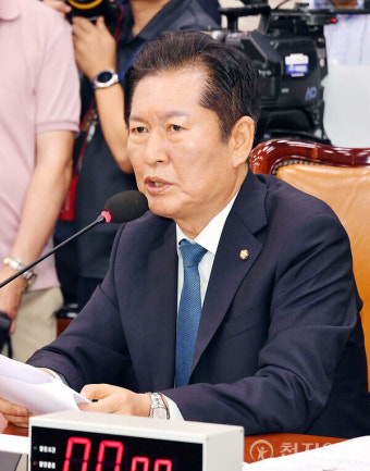 [포토] 발언하는 정청래 법사위원장