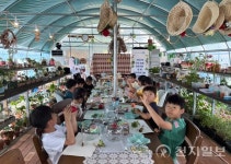 장수군, 치매·아동센터 연계 치유 프로그램 운영