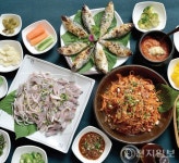 [지역축제] 섬진강 망덕포구, 은빛 전어와 함께 가을 포문 연다