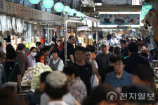[포토] 추석 앞두고 붐비는 시장