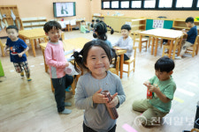 [IB 교육] 자연과 함께 배운다… 사교육 열풍 거스른 돌연변이 유치원