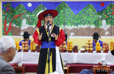 [포토] 제23회 논산시 기로연 백성현 논산시장 인사말