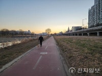 [포토스토리] 2024년 보내며 환란 속 움트는 새 희망을 노래하다