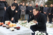 이재준 수원시장, 고 심재덕 전 수원시장 16주기 추모행사 참석