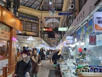 [포토 종합] 대전 설 명절 앞둔 전통시장 풍경