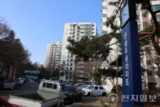 [현장in] 은행주공 재건축, 포스코이앤씨 6이면 두산건설 4… 품질이냐 가격이냐의 문제
