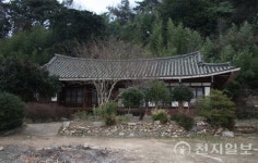 강진 명발당, 전남 민속문화유산 지정… 200년 역사 재조명