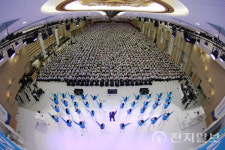 신천지 베드로지파 성도들, 찬양·기도로 깊어지는 신앙의 여정